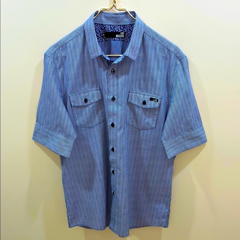 Love Moschino Men’s Handmade Roll Up Sleeve Short Sleeve Button Down. XL.